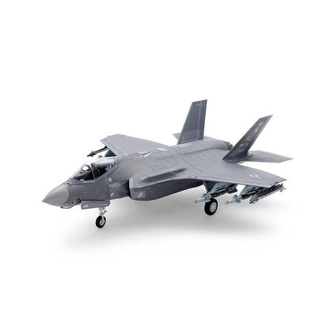 TAMIYA F-35A LIGHTNING II 1:72