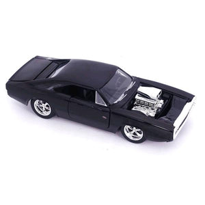 Fast & Furious 1:24 Die Cast -Doms Dodge Charger